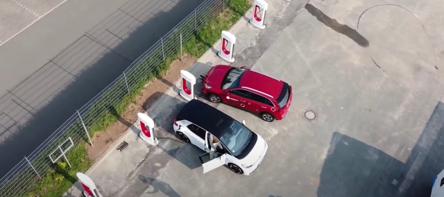 Tesla Supercharger open to other EVs