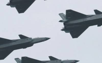 حل مشکل جعبه سیاه هواپیماهای جنگی توسط چینی ها!!