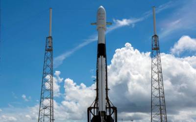 SpaceX به تازگی یک موشک Falcon 9 را با 9 بار رکورد پرتاب کرد 