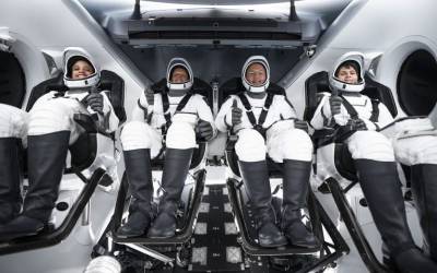 نحوه تماشای بازگشت فضانوردان SpaceX Crew4  به زمین
