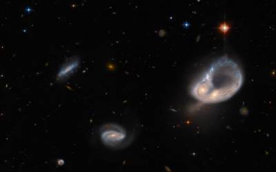 هابل تصاویر زیبایی از برخورد دو کهکشان را منتشر کرد